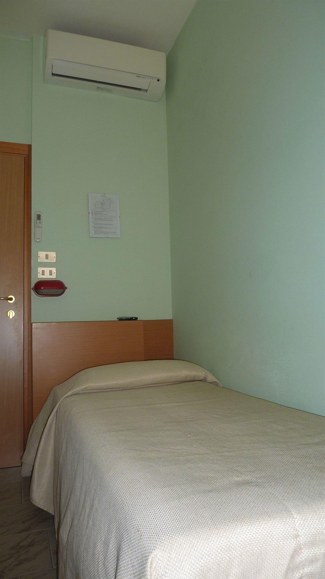 Hotel Graziana Riccione Kültér fotó