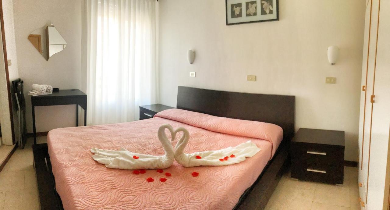 Hotel Graziana Riccione Kültér fotó