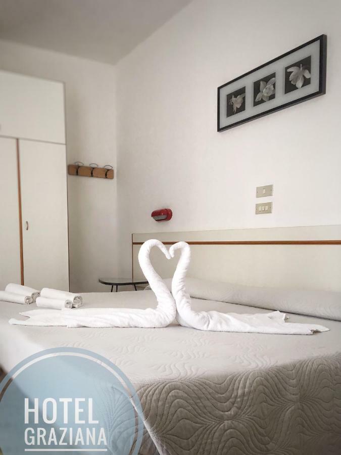 Hotel Graziana Riccione Kültér fotó